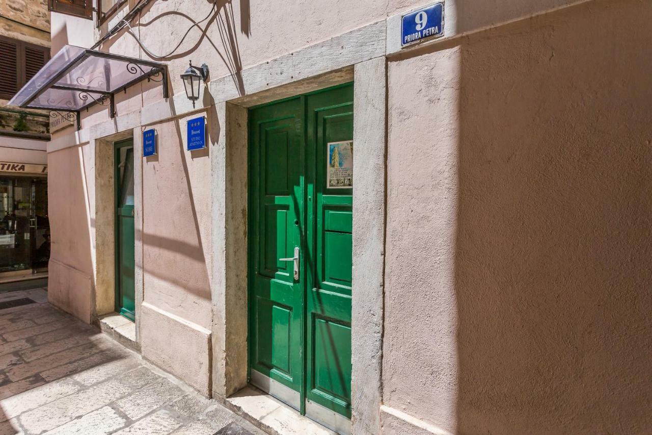 Slavka Hotell Split Exteriör bild